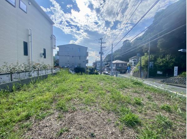 神奈川県三浦郡葉山町一色の土地