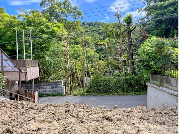 神奈川県三浦郡葉山町下山口の土地