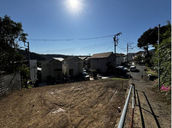 神奈川県三浦郡葉山町一色の土地