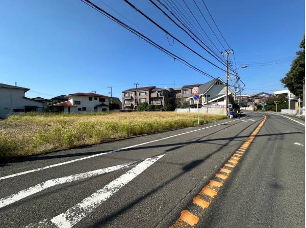 神奈川県三浦郡葉山町堀内の土地