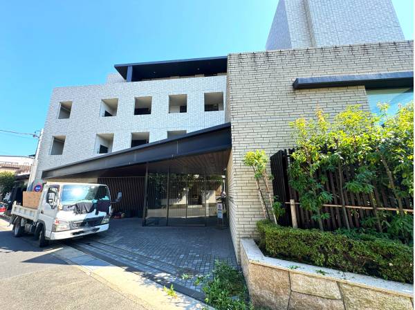 神奈川県鎌倉市材木座３丁目のマンション