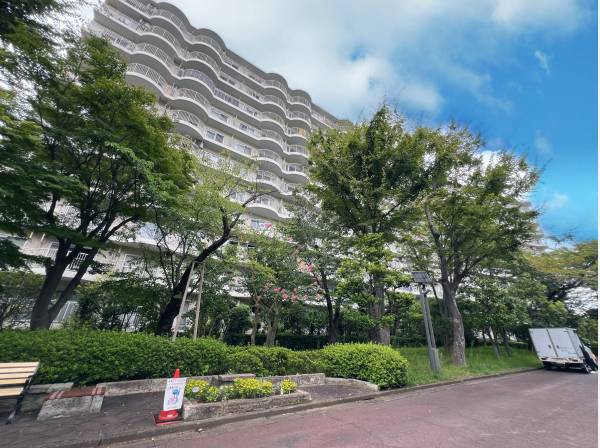 神奈川県鎌倉市岡本のマンション